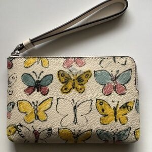Coach Corner Zip Wristlet Wallet Butterfly Print Canvas Leather Chalk CAQ55 NWT